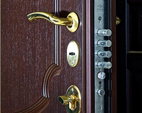 Замена замка на металлической двери Legran в Набережных Челнах